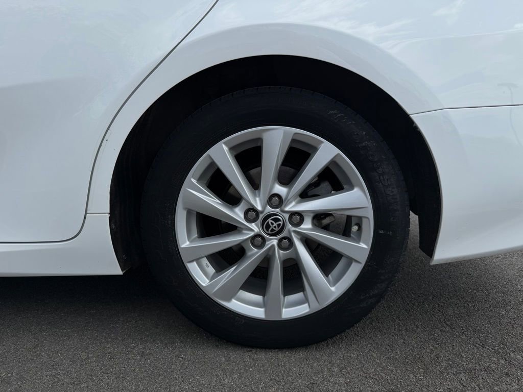 Used 2023 Toyota Camry LE image 30