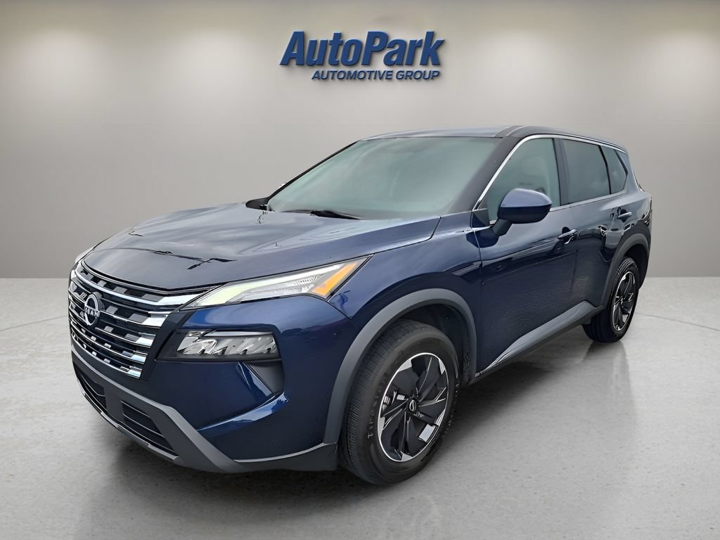 Used 2024 Nissan Rogue SV AWD/4WD image 3