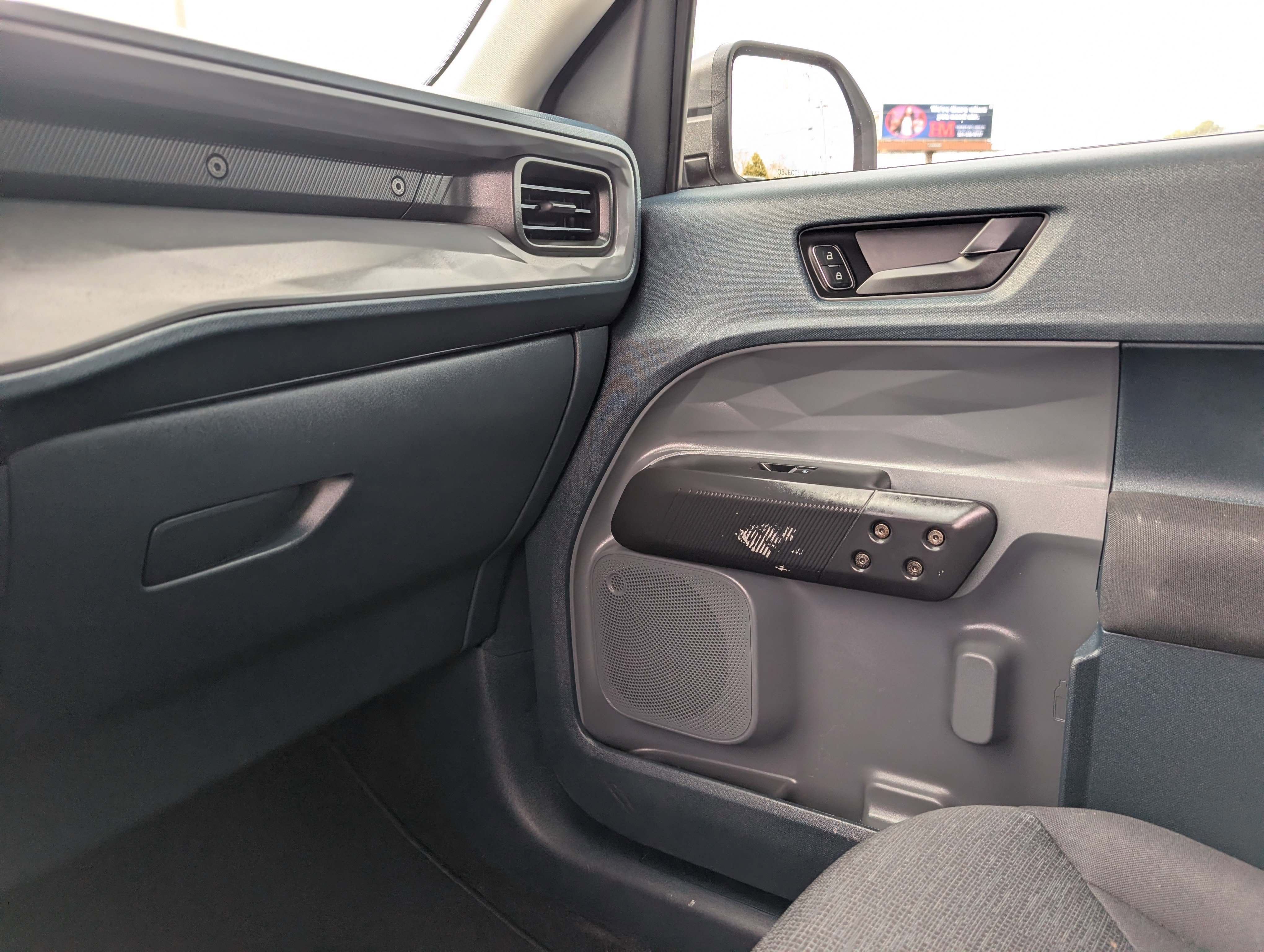 Certified 2025 Ford Maverick XL w/ Equipment Group 102A image 29