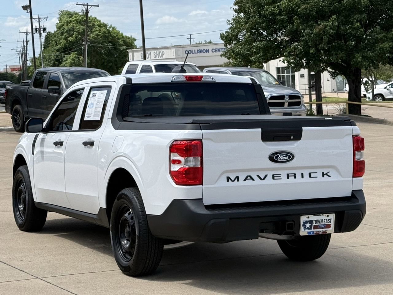Certified 2025 Ford Maverick XL w/ Equipment Group 102A AWD/4WD image 5