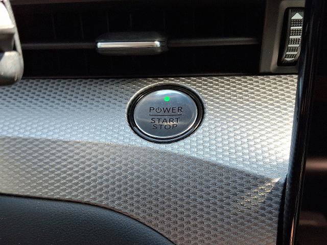 Certified 2022 Ford Mustang Mach-E Select w/ Comfort/Technology Package image 22