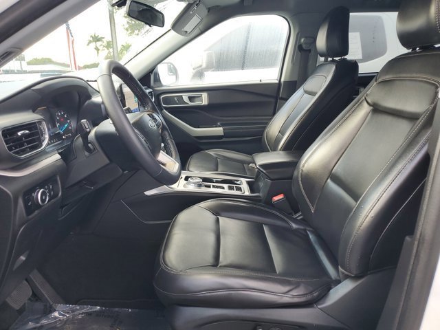 Certified 2023 Ford Explorer XLT w/ Equipment Group 202A image 14