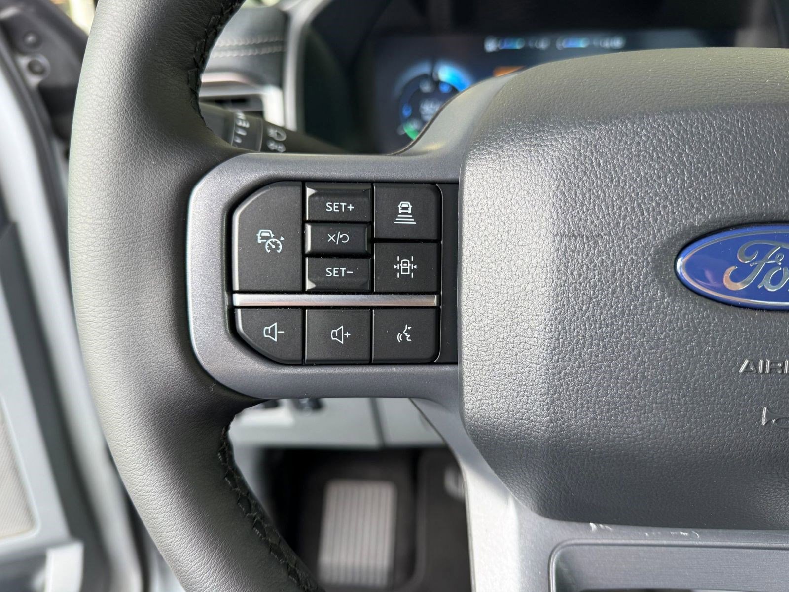 Certified 2025 Ford F150 Lightning Flash image 18