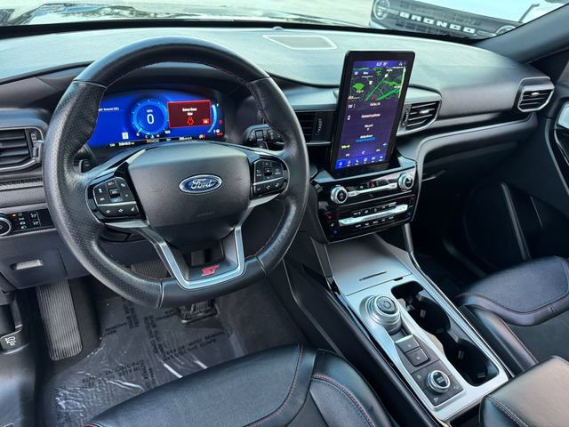 Certified 2024 Ford Explorer ST w/ Equipment Group 401A AWD/4WD image 3