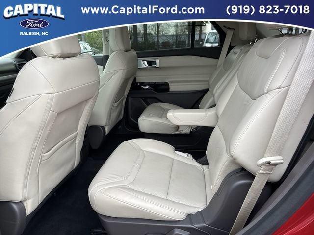 Certified 2022 Ford Explorer Platinum w/ Technology Package image 16