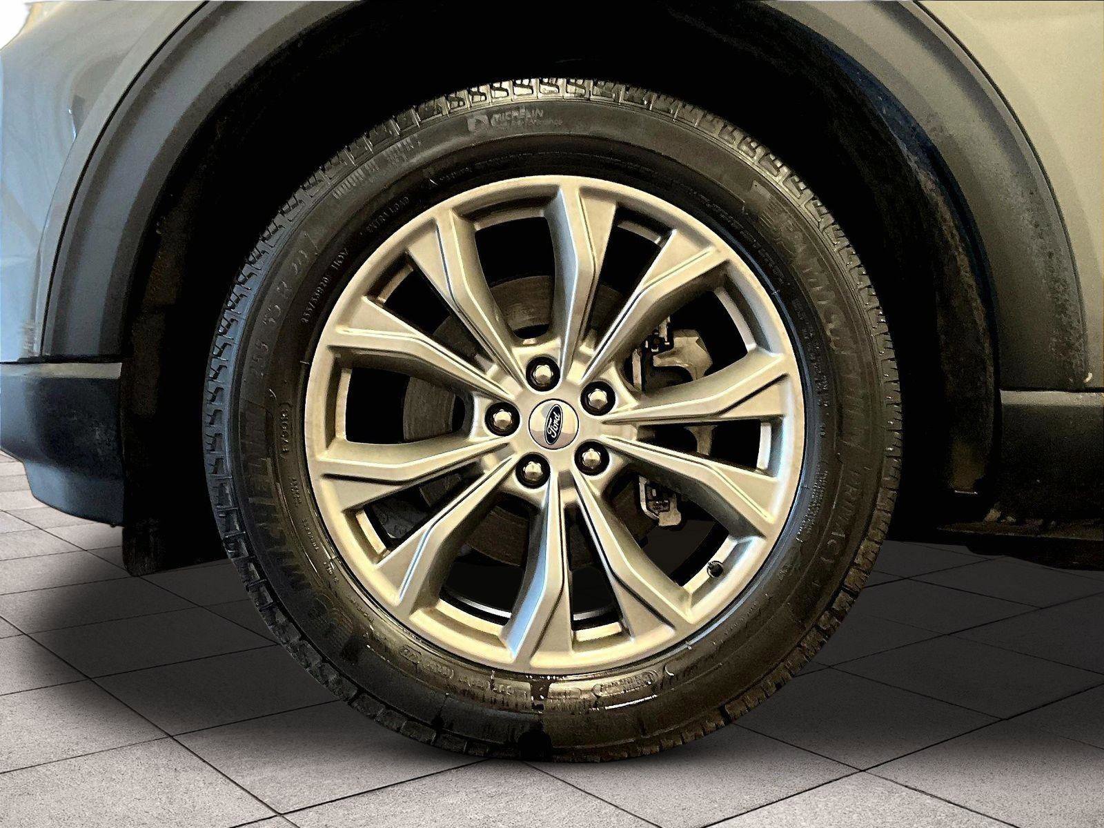 Certified 2023 Ford Explorer XLT w/ Equipment Group 202A image 8