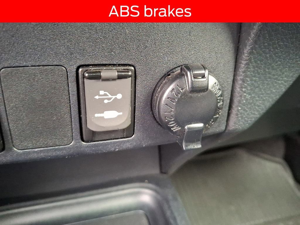 Used 2018 Toyota RAV4 Limited image 24