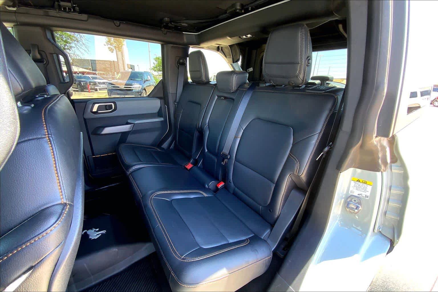 Certified 2023 Ford Bronco Badlands w/ Sasquatch Package AWD/4WD image 21