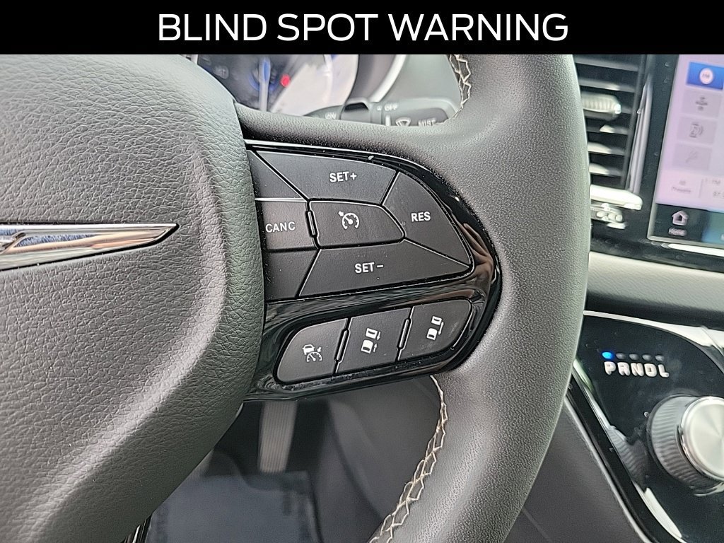 Used 2022 Chrysler Pacifica Touring-L w/ S Appearance Package FWD image 24