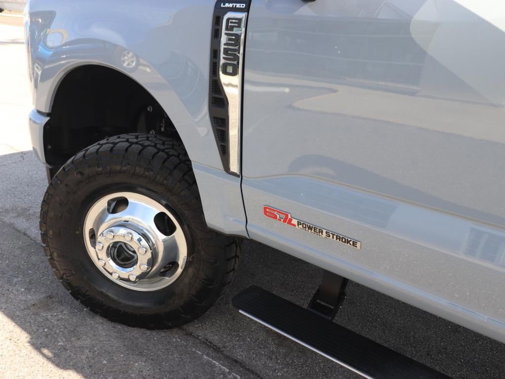 Certified 2024 Ford F350 Limited w/ FX4 Off-Road Package image 9