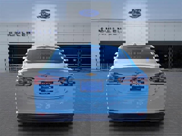 Used 2022 Chevrolet Malibu LT image 3