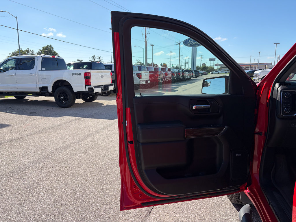 Used 2020 Chevrolet Silverado 1500 RST w/ Rally Edition AWD/4WD image 13