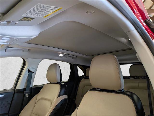 Certified 2022 Ford Escape SEL AWD/4WD image 19