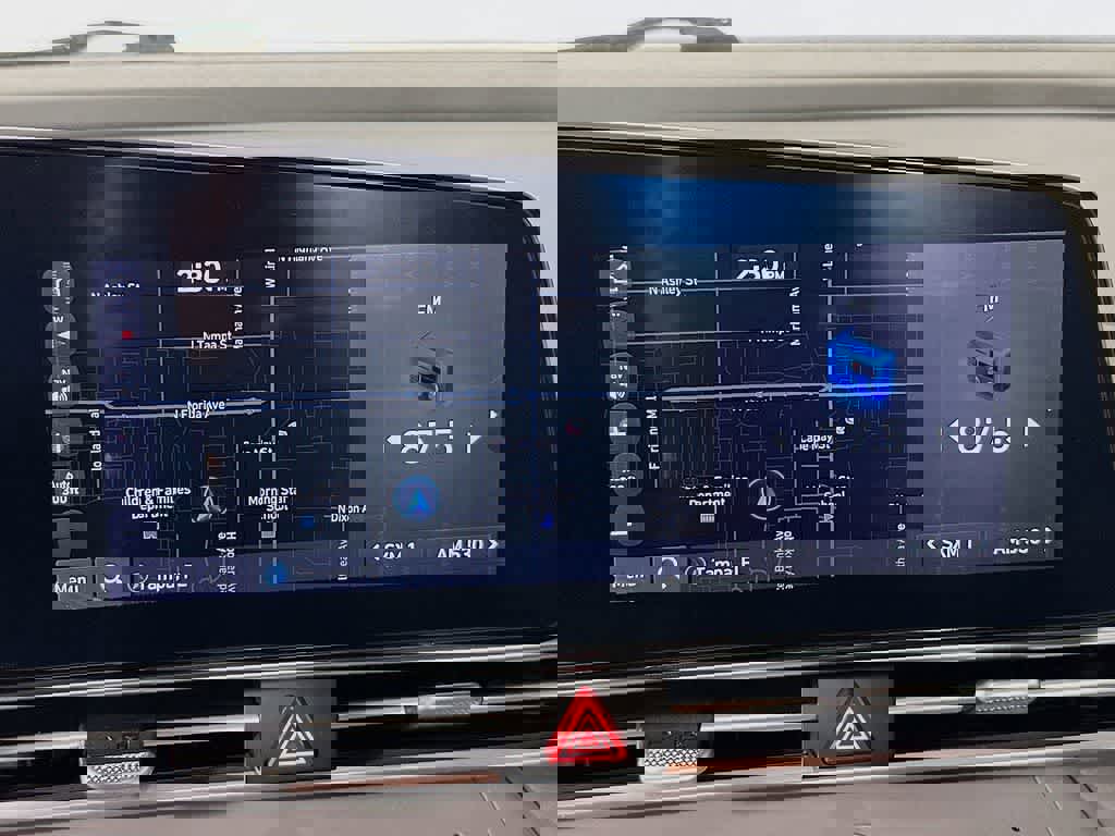 Used 2023 Hyundai Elantra SEL w/ Convenience Package image 25