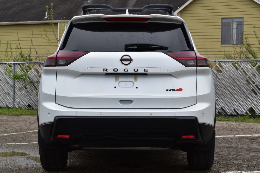 Used 2025 Nissan Rogue SV w/ Rock Creek Premium Package image 6