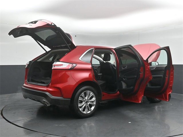 Certified 2024 Ford Edge Titanium image 56