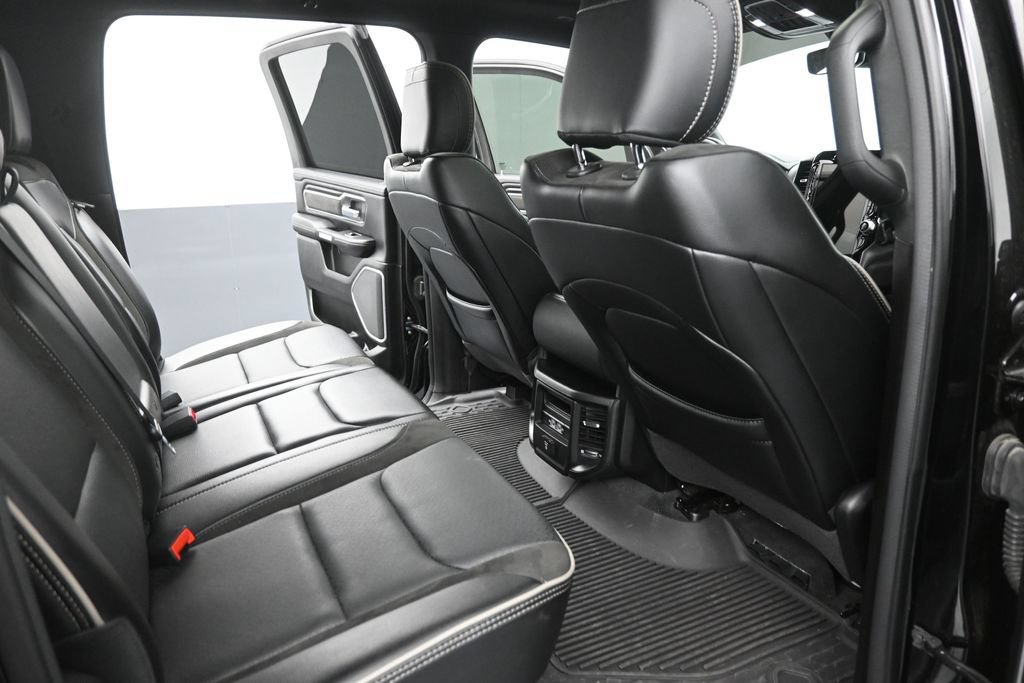 Used 2023 RAM 1500 Laramie RWD image 10