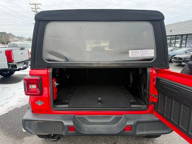 Used 2018 Jeep Wrangler Unlimited Sahara image 12