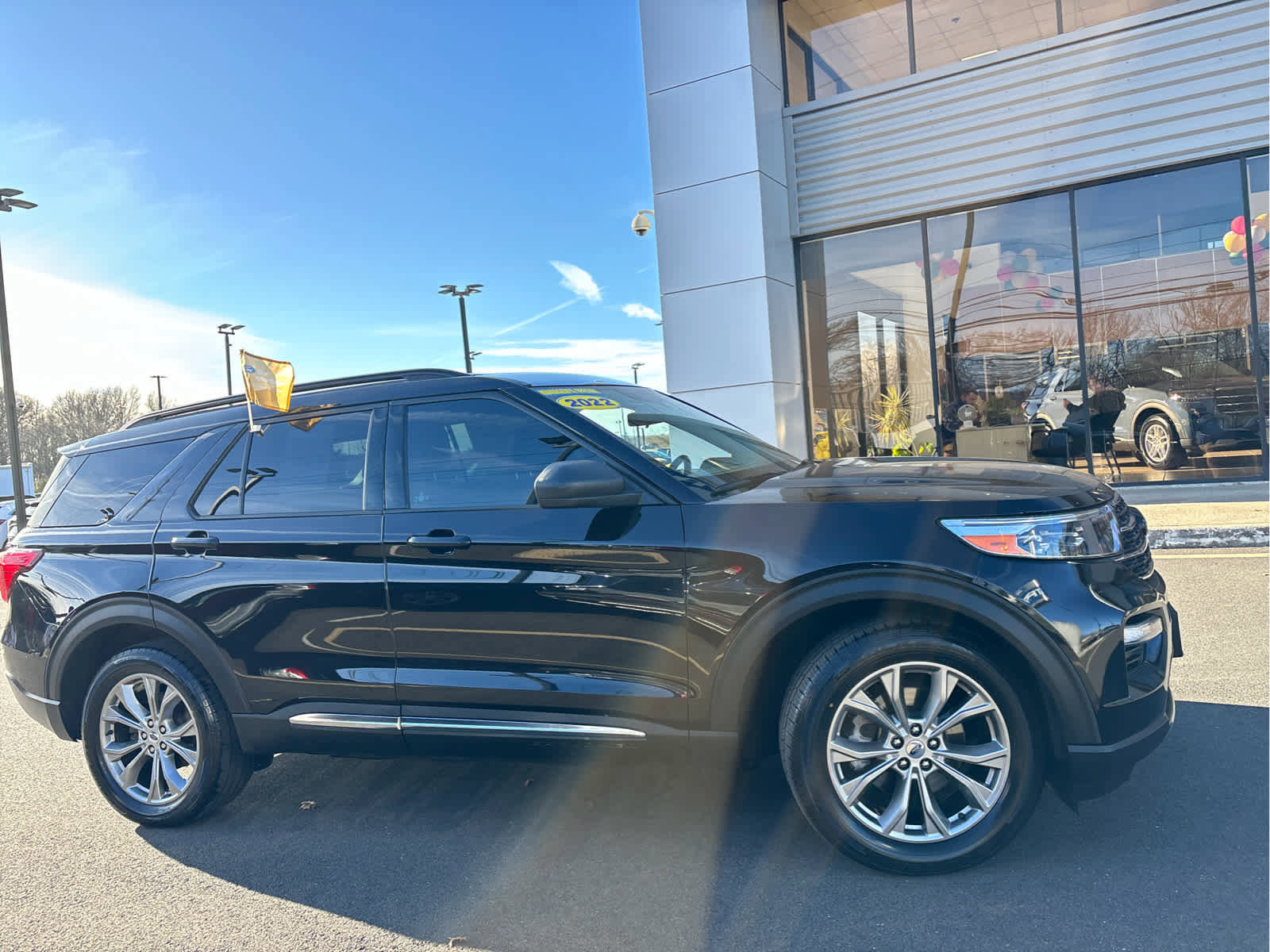 Certified 2022 Ford Explorer XLT w/ Equipment Group 202A image 6