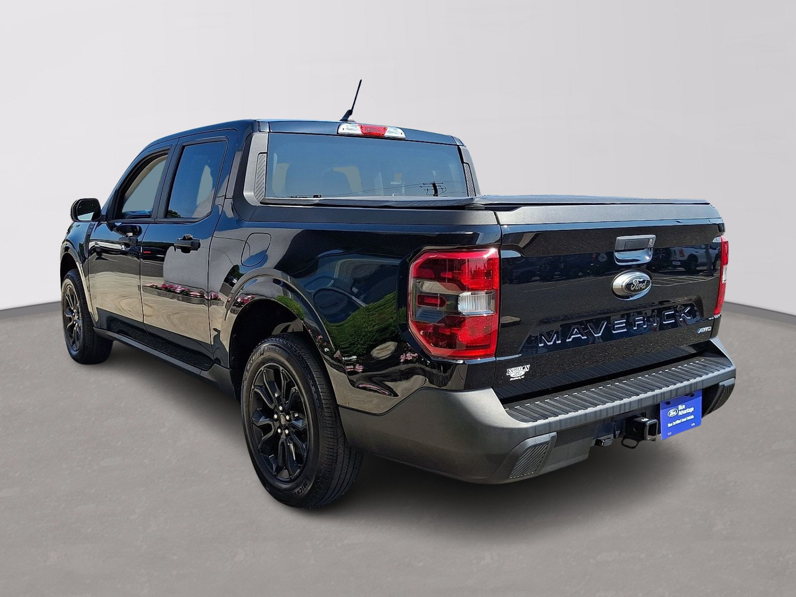 Certified 2024 Ford Maverick XLT w/ XLT Luxury Package AWD/4WD image 4