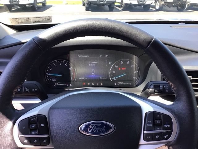 Certified 2022 Ford Explorer XLT w/ Equipment Group 202A AWD/4WD image 13