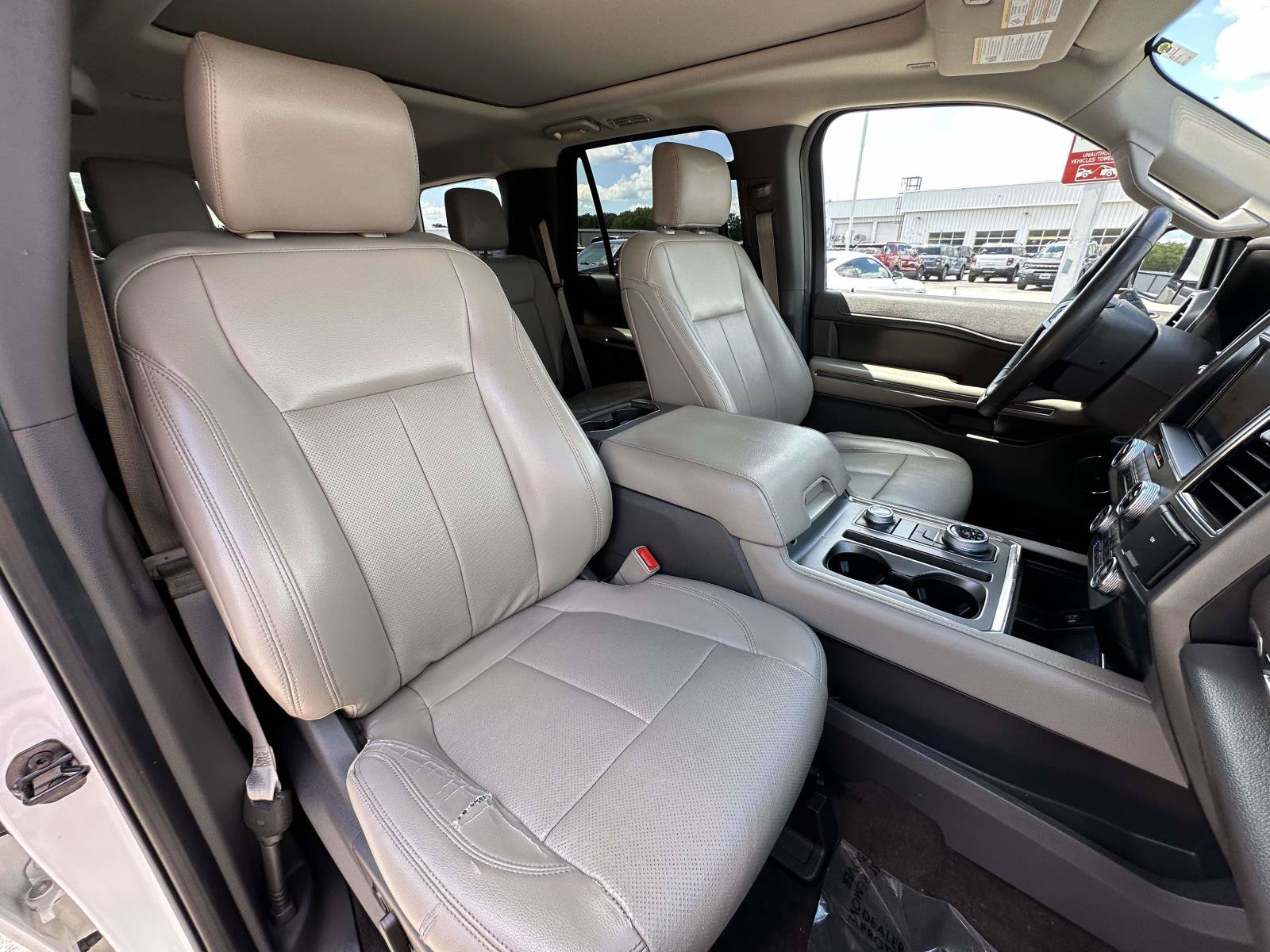 Certified 2020 Ford Expedition XLT w/ Equipment Group 202A AWD/4WD image 20