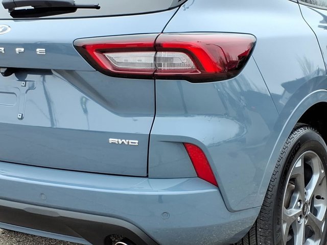 Certified 2024 Ford Escape ST-Line w/ Tech Pack #1 image 22