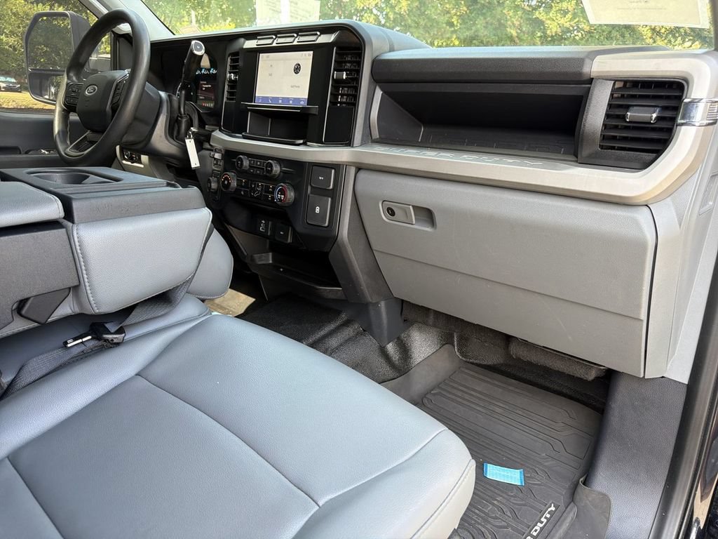 Certified 2023 Ford F450 XL w/ XL Chrome Package AWD/4WD image 25