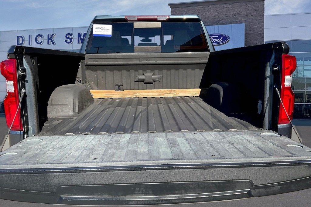 Used 2020 Chevrolet Silverado 1500 RST AWD/4WD image 7