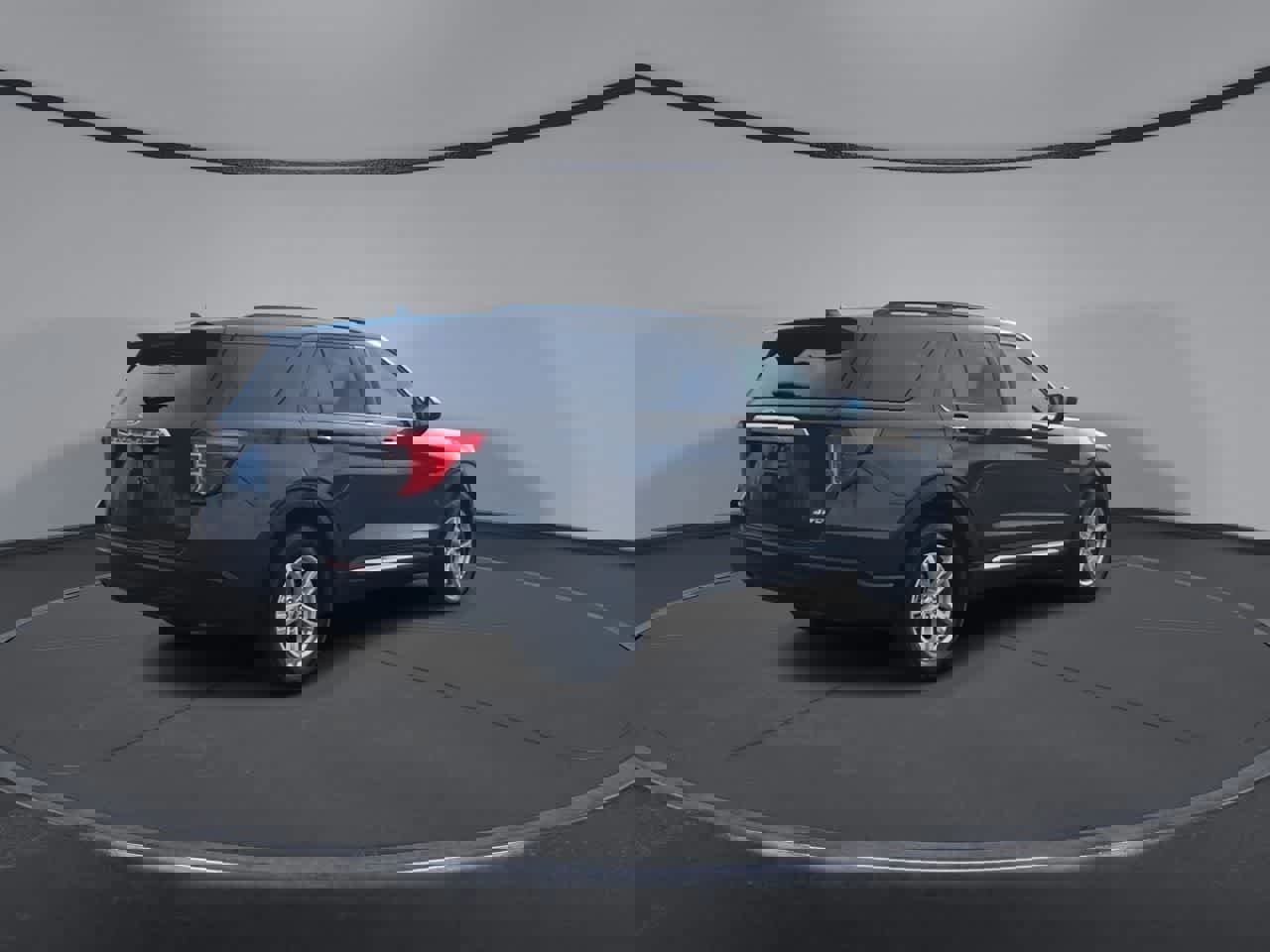 Certified 2024 Ford Explorer XLT image 7