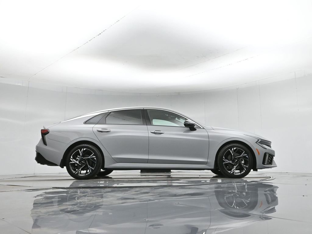Used 2025 Kia K5 GT-Line w/ GT-Line Premium Package image 10