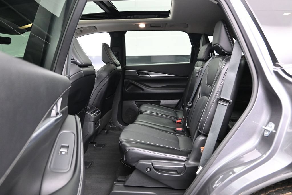 Used 2024 INFINITI QX60 Luxe AWD/4WD image 19