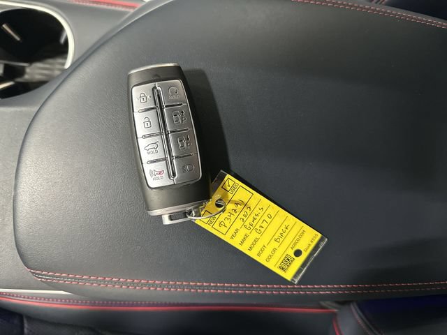 Used 2022 Genesis GV70 3.5T Sport w/ Sport Advanced Package AWD/4WD image 33