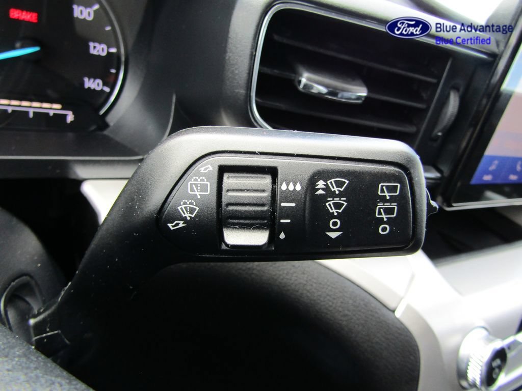 Certified 2022 Ford Explorer XLT w/ Equipment Group 202A AWD/4WD image 38