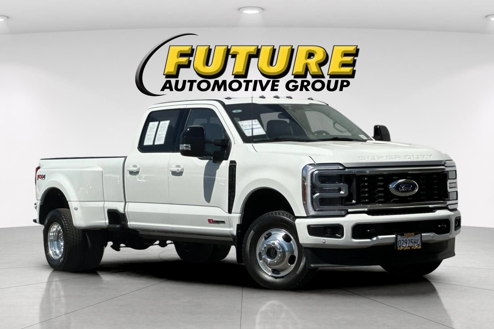 Certified 2026 Ford F350 Platinum AWD/4WD image 1