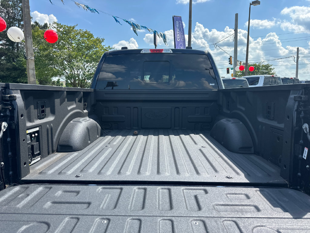 Certified 2025 Ford F150 XLT w/ Equipment Group 302A MID AWD/4WD image 18