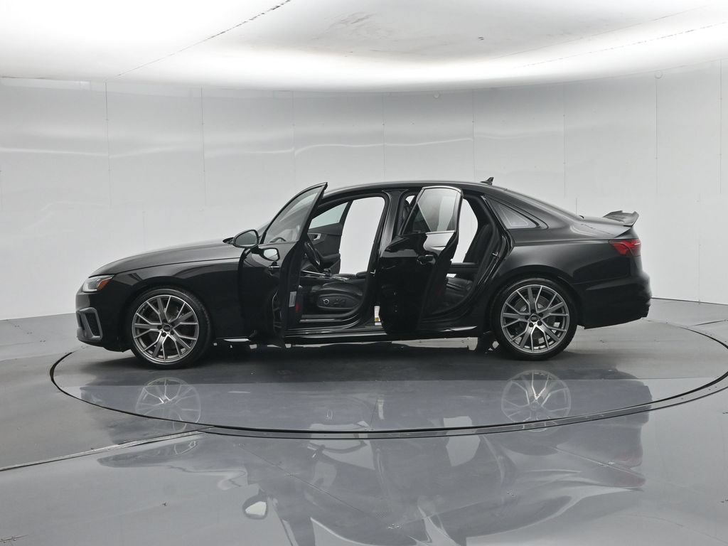 Used 2023 Audi S4 Premium Plus w/ Premium Plus Package AWD/4WD image 5