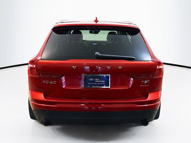 Used 2019 Volvo XC60 T5 Momentum w/ Multimedia Package image 21