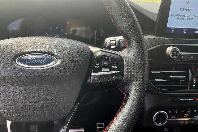 Certified 2024 Ford Escape ST-Line AWD/4WD image 19