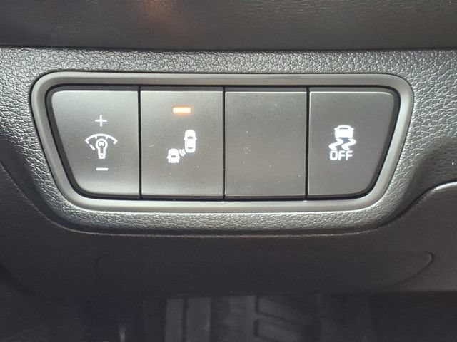 Used 2024 Kia Forte LXS w/ LXS Technology Package FWD image 13