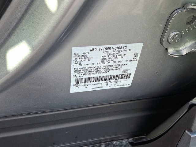 Certified 2023 Ford Explorer XLT w/ Equipment Group 202A AWD/4WD image 27