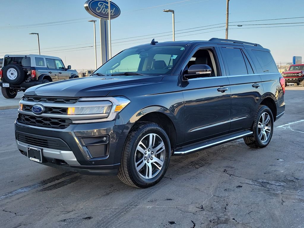 Certified 2022 Ford Expedition XLT image 8