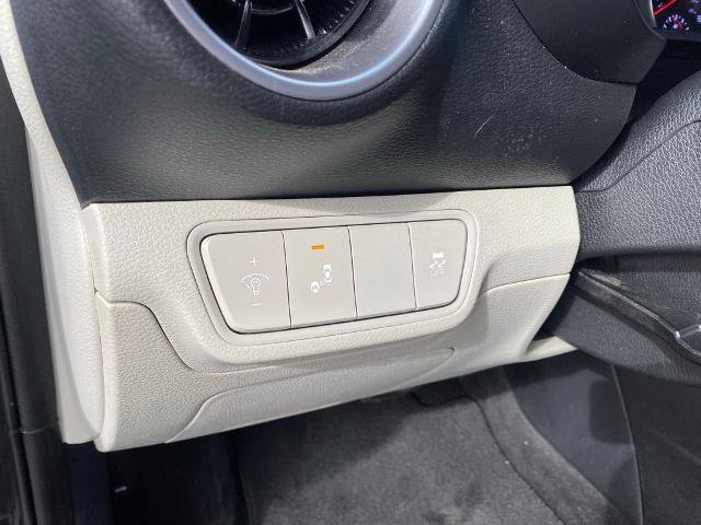 Used 2022 Kia Forte LXS w/ LXS Technology Package image 16