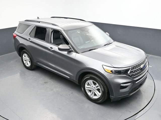 Certified 2022 Ford Explorer XLT w/ Equipment Group 202A image 39