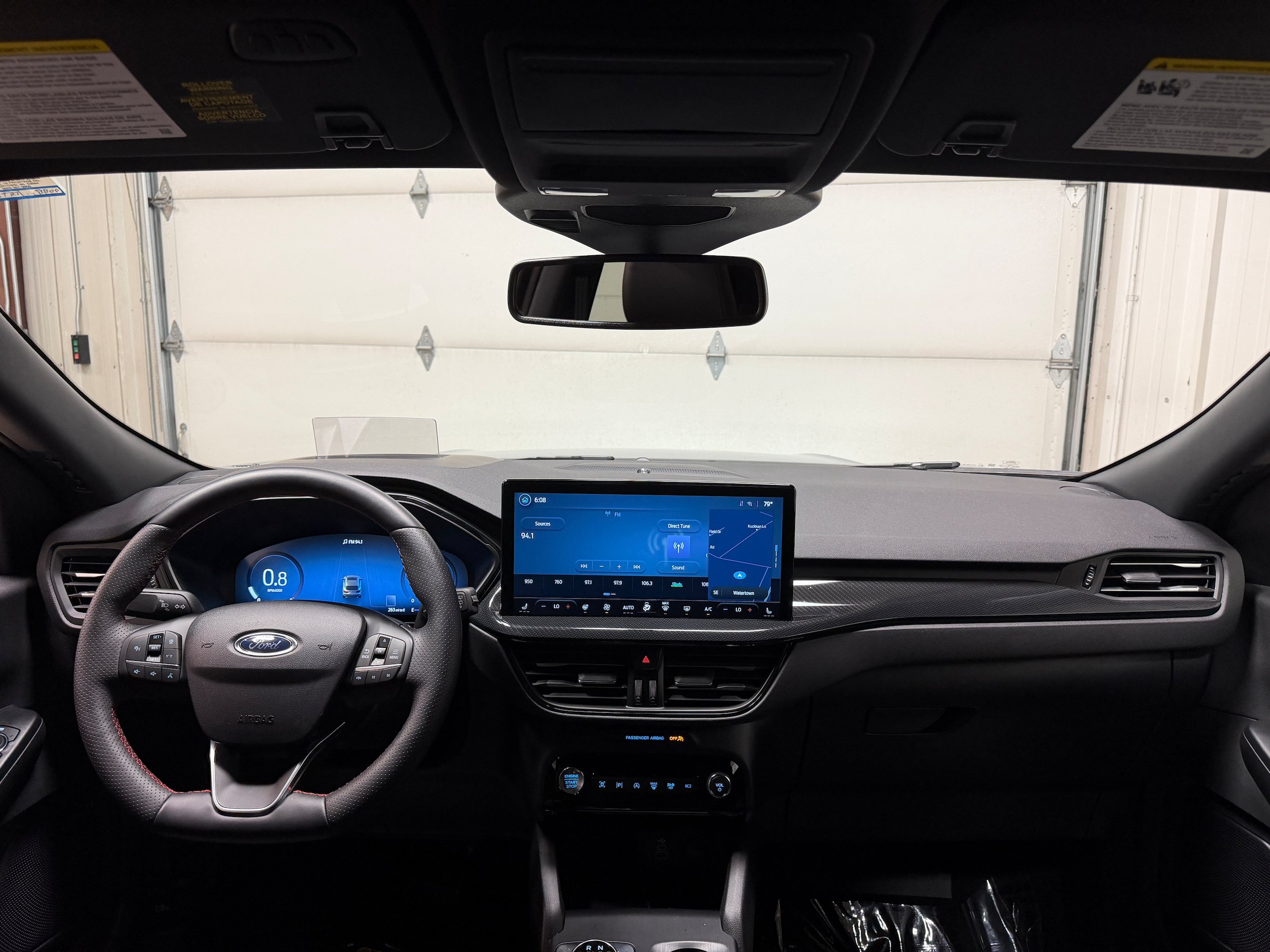 Certified 2025 Ford Escape ST-Line Elite w/ Premium Technology Package AWD/4WD image 4