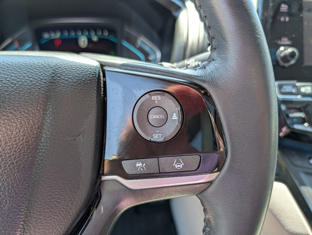 Used 2023 Honda Odyssey Touring image 11