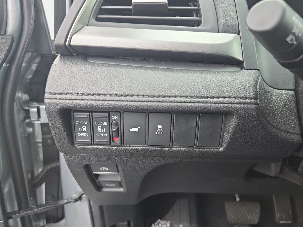 Used 2025 Honda Odyssey EX-L image 24