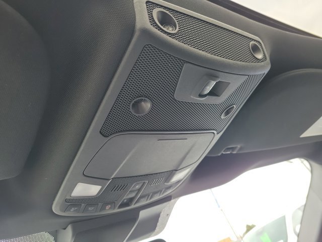 Certified 2019 Ford F150 Lariat w/ Equipment Group 502A Luxury AWD/4WD image 25