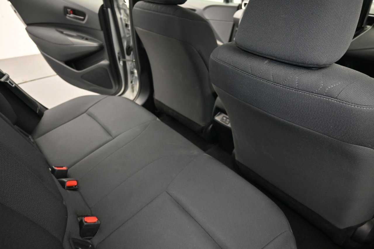 Used 2024 Toyota Corolla LE FWD image 13