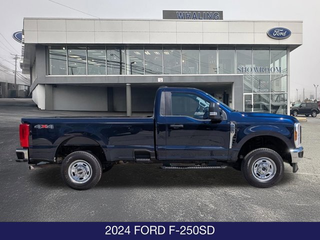 Certified 2024 Ford F250 XL w/ Snow Plow/Camper Package AWD/4WD image 9